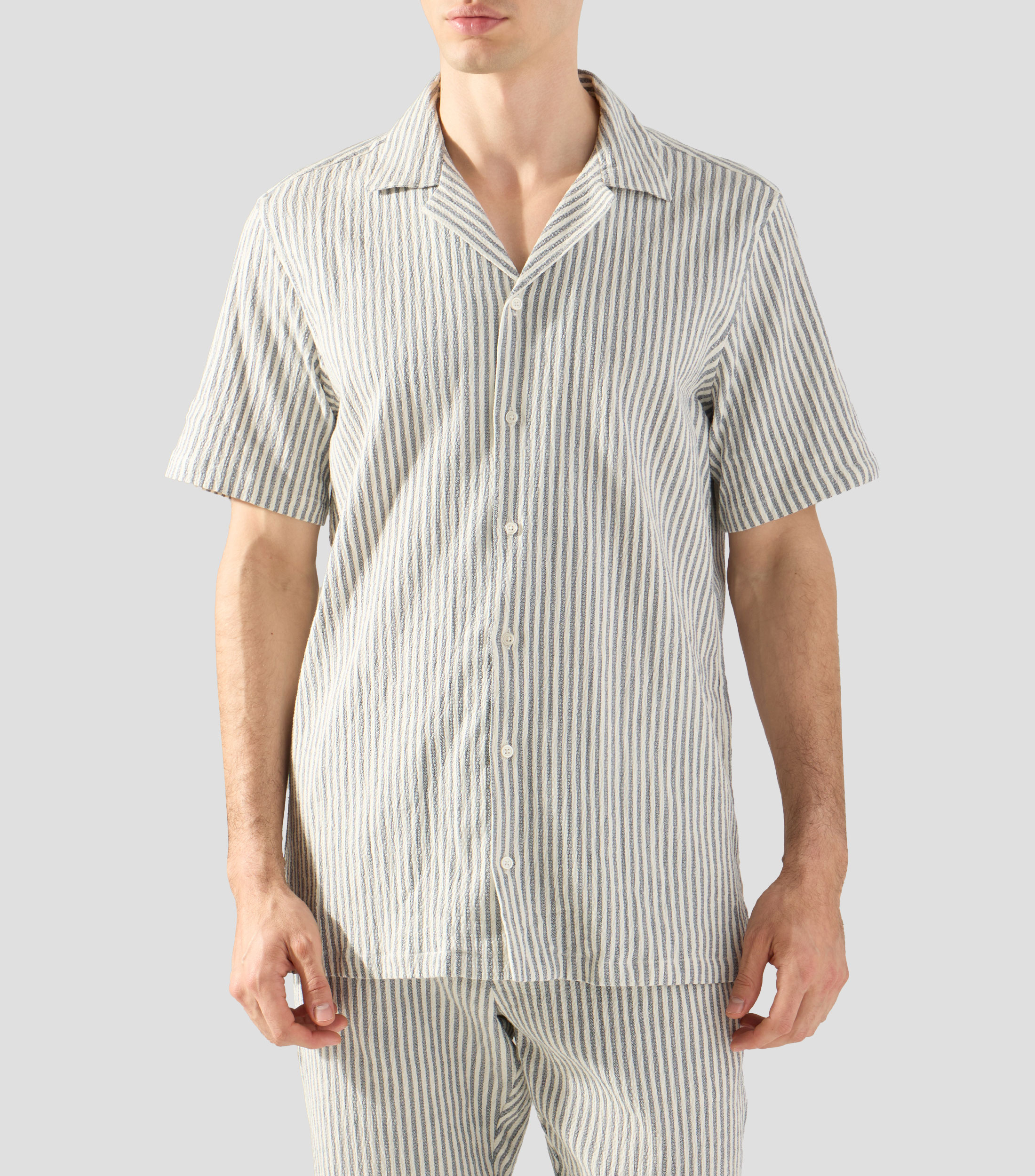 Camisa de rayas con manga corta Hombre